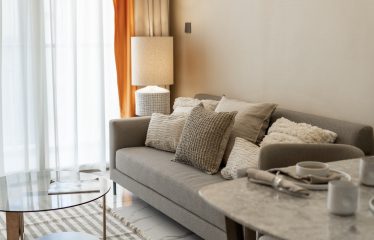 Luxury 1 Bedroom in Hotel & Resort Styled Apartment