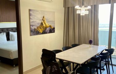 2 Bedrooms for rent in The Peak Shangri-la