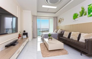 Diamond Bay Garden, River-front view condo