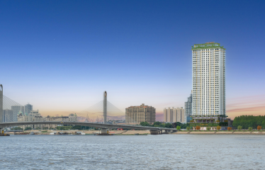 Diamond Bay Garden, River-front view condo